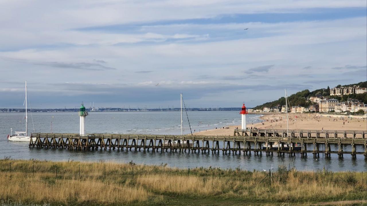 Le Cocooning-Studio Deauville Marina Avec Terrasse Vue Mer Et Plage Екстер'єр фото
