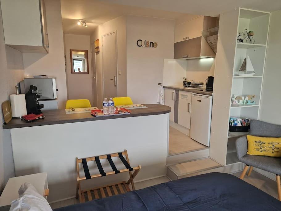 Le Cocooning-Studio Deauville Marina Avec Terrasse Vue Mer Et Plage Екстер'єр фото